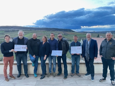 Beaune - Remise des 46 500 € collectés pour la solidarité lors du semi-marathon de la 163e Vente des Vins des Hospices de Beaune