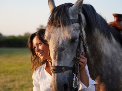 En Equi-libre Beaune - Balades et ateliers de travail en liberté avec le cheval en été