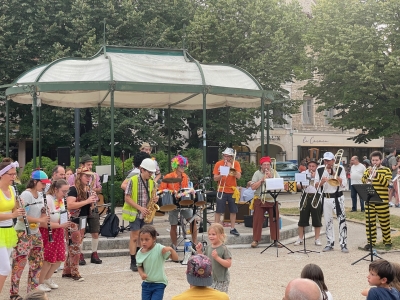 Festival Scène d’été de Beaune – Tontons Bringueurs Place Carnot le mercredi 12 juillet à 19 h