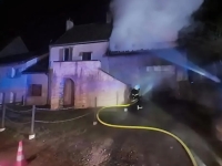 Un pavillon en feu à Ivry-en-Montagne, les pompiers de Côte-d'Or sur place