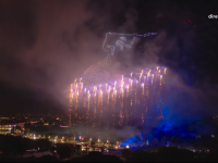 14-Juillet à la Tour Eiffel - Revivez le feu d’artifice olympique et ses 1 000 drones lumineux