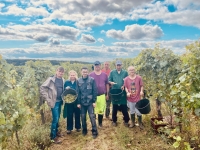 L'ESAT de Savigny-lès-Beaune à l'œuvre - Vendanges sous le signe de l'inclusion et de la tradition