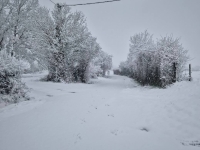 Du côté de Semur en Auxois, le réveil est enneigé ce jeudi matin 