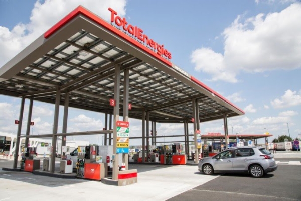 Remise de 12 centimes d’euros par litre dans toutes les stations-service TotalEnergies sur autoroutes