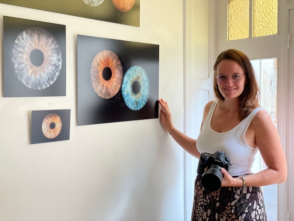 Beaune – La photographe Anaëlle Pelletier transforme votre œil en œuvre d'art 