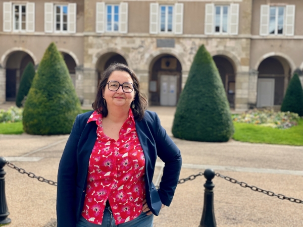 Beaune - Carole Bernhard, conseillère municipale EELV, est « en route pour 2026 » avec une vision de Beaune « plus juste et participative »