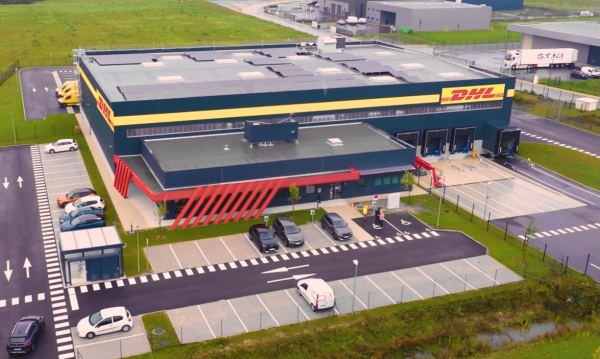 DHL Express inaugure une nouvelle agence à Beaune : un investissement de 8 millions d’euros pour répondre à la hausse des échanges régionaux