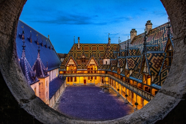 Beaune – Les incontournables de ce mois de décembre à l’Hôtel-Dieu