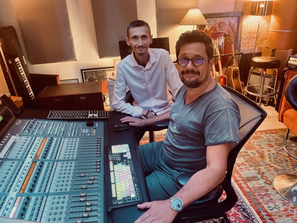 Beaune - Fred Mostacci et douze talents en studio pour le nouvel album de Tremplin Émergences