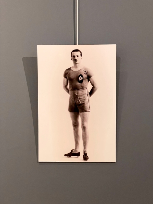 Musée des Beaux-Arts de Beaune - Légendes olympiques du pays beaunois : Marcel Muzard un perchiste de Savigny-lès-Beaune aux Jeux de Paris 1924