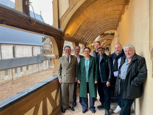 Hôtel-Dieu des Hospices Civils de Beaune – « Imaginaires Kréatifs – Visions hospitalières, Visions minérales », un dialogue inédit entre patrimoine et street art