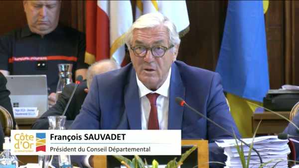 François Sauvadet - "Nous devons éviter une majorité du Rassemblement national à l'Assemblée nationale"