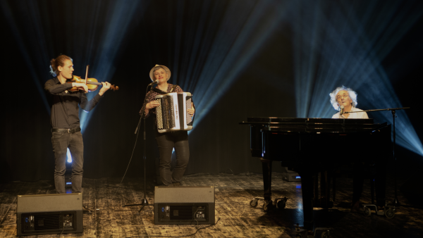 Festival Scène d'été à Beaune - Concert avec Barzingault le jeudi 20 juillet à 19 h sur la Place Carnot