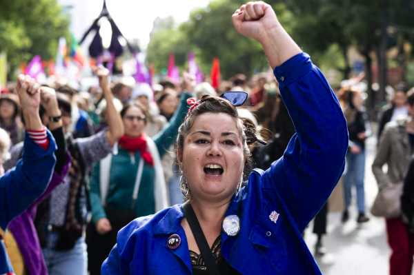 "On m'a traitée de meurtrière" : 50 ans après la loi Veil, les femmes souhaitant avorter sont toujours confrontées à de multiples obstacles