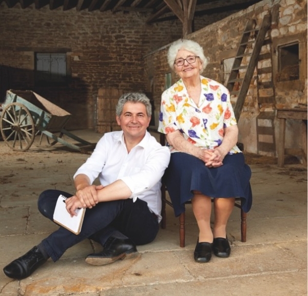 Beaune – Gilles Platret, maire de Chalon et historien, dédicacera « J’ai grandi sur la ligne de démarcation » ce vendredi 8 décembre à la FNAC