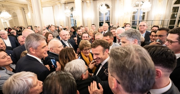 Bourgogne - Réception des maires de France à l'Elysée par le Président de la République