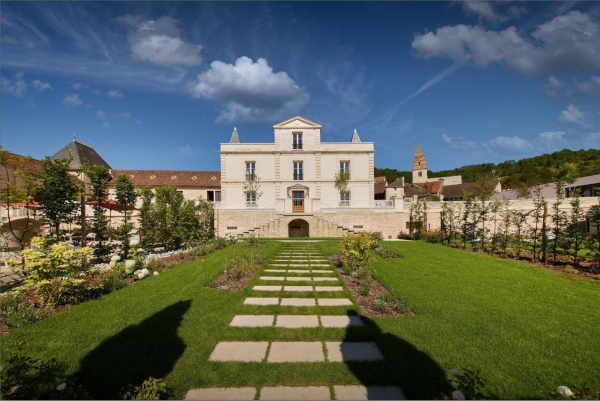 Saint-Aubin - Prosper Maufoux dévoile sa nouvelle boutique