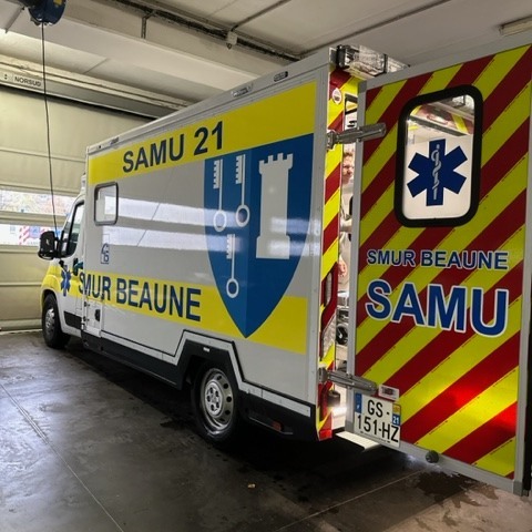 Beaune – Une nouvelle ambulance de réanimation aux Hospices Civils