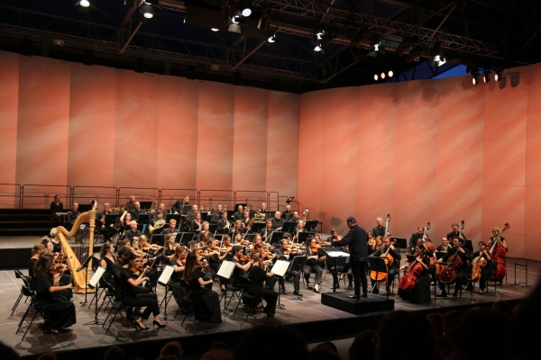 Festival Scène d’Été de Beaune – Concert de l’orchestre Victor Hugo en clôture le jeudi 31 août à 19 h sous les Halles